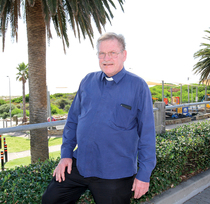 Fr Rod fewer spots sm.jpg Fr Rod fewer spots sm.jpg